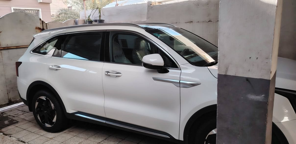 السلام عليكم
سورنتو 2025 خليجي الوكاله الدوليه فول مواصفات بانروما 6 سلندر كفاله عامه من كلشي رقم بغداد سياره زيروو سونار موضح مع الصور
السعر 340 ورقه بيها مجال 
***********
