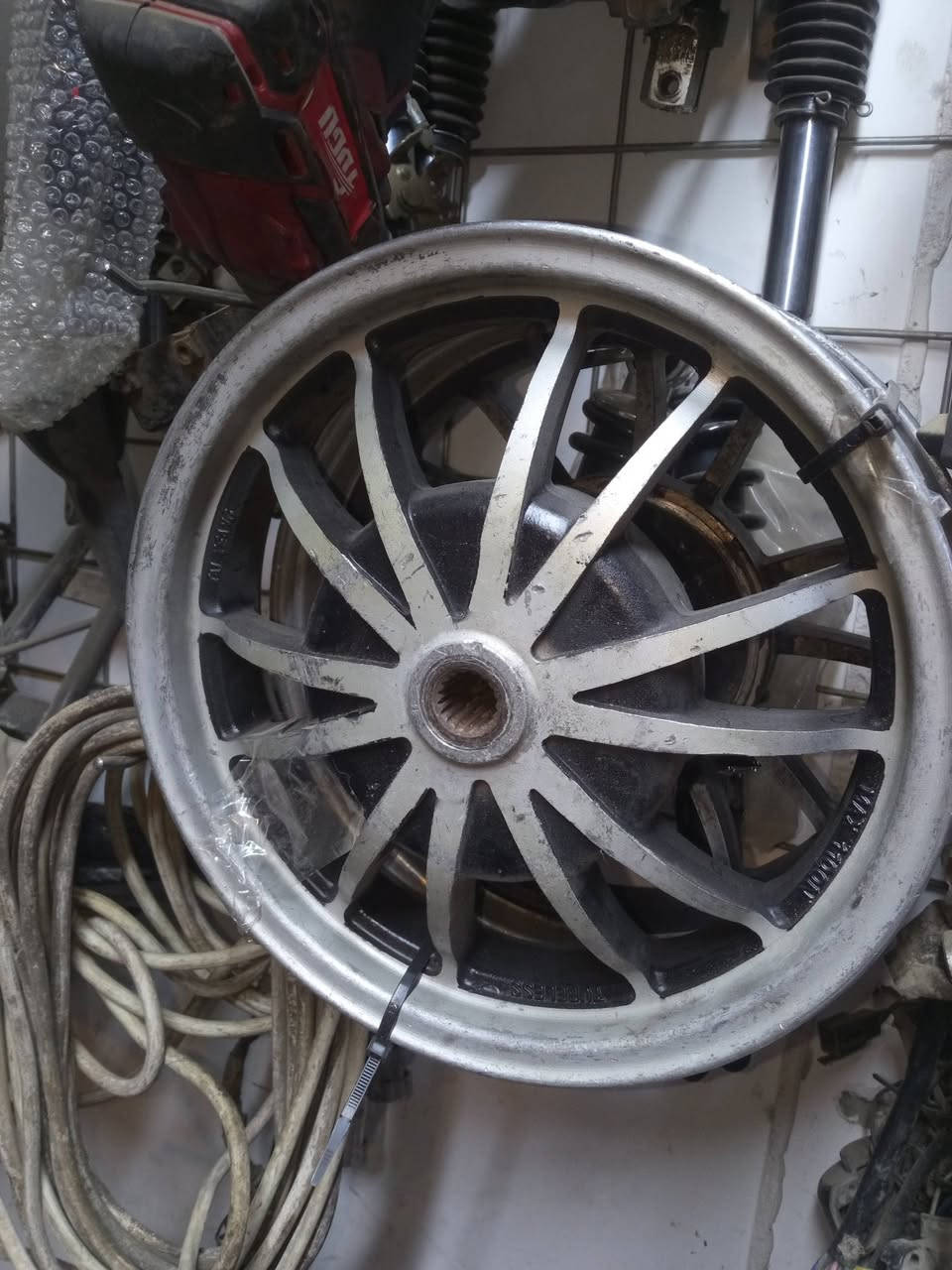 سلام عليكم ويل أصلي للبيع سعره 175مكاني بغداد جديده وتوصيل موجود ***********
