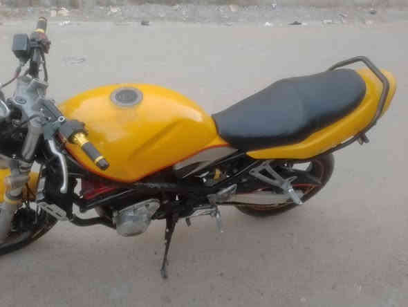 السلام عليكم مري خصت مدير الكروب المحترم  باندة 400 لبيع  كفالة عمة دبل فصلة سعر 850 وبيهة مجال مكاني بغداد  ***********
