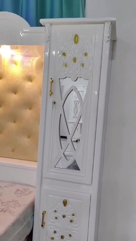 السلام عليكم نجارت أبو فاطمه الأسدي باسعار مناسبة العنوان ناصريه سوق الشيوخ شارع لطفي الرقم ***********
