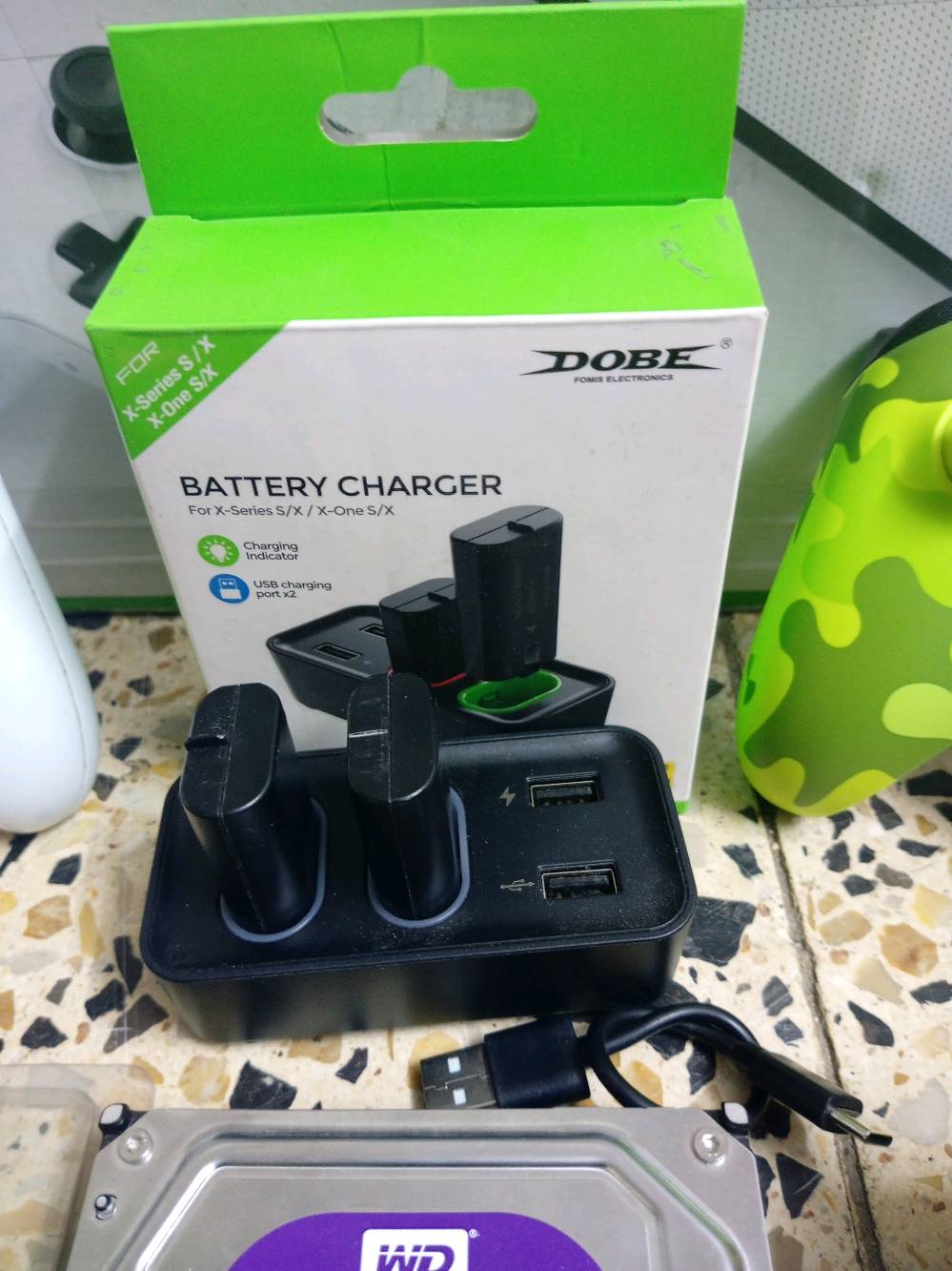 بغداد الزعفرانية 
مع سماعه كيمنك وماوس وكيبورد كيمنك وشاحنه وبطاريات
الجهاز 512GB والجهاز مفتوح غرض التنضيف لا اكثر واريد ابيعه بسبب الانشغال والدارسه ومحتاج 