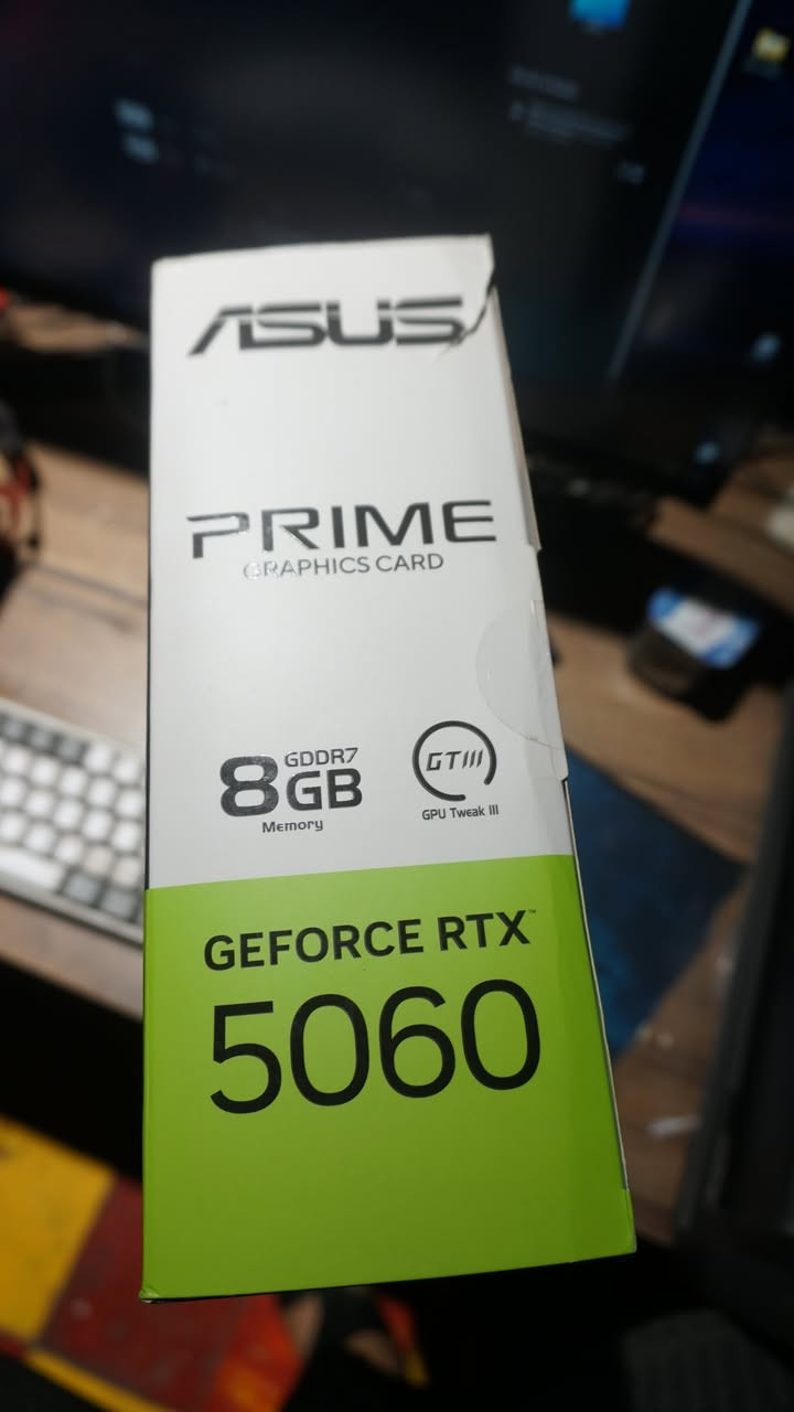 السلام عليكم 
RTX 5060 Asus Prime للبيع
ابو 3 مراوح 
ب 490 الف جاي ينباع بسوك الجديد ب 650 الف 
استخدام شهر كارتونتة وغراضة كلهن موجودات 
مابيع توصيل تجي يمي تفحصة وتشغل علية اقوى الالعاب 
مكاني بغداد الحرية ***********
