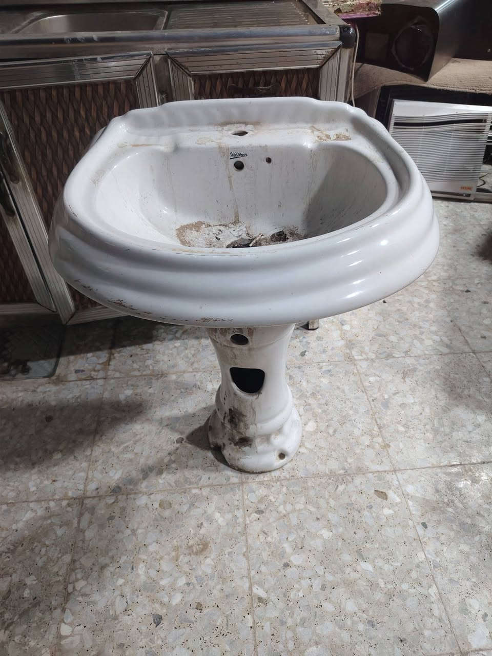 السلام عليكم غراض بيت لبيع كلمن وسعرة


**إذا كنت صاحب هذا الإعلان وتريد حذفه لأي سبب، رجاءا أرسل رسالة إلى الدعم الفني**