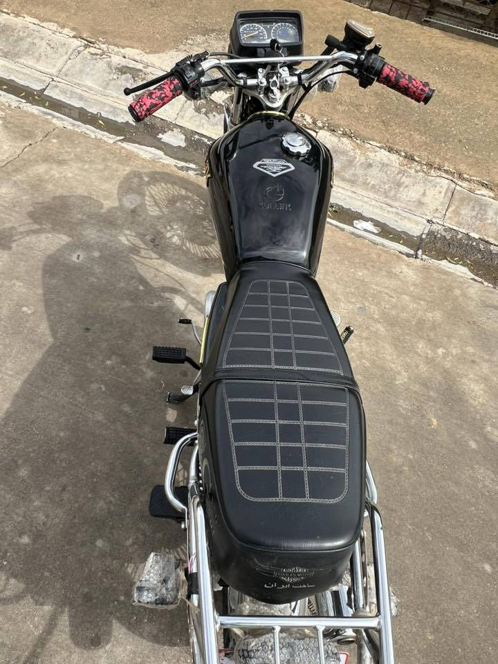 سلام عليكم اخوان دراجه اربعه كير  موديل 25 سونيك الاصلي محرك ١٥٠ كهربايات شغال كلشي جديد بيها نشاط وشلعه فول تعال وافحص 650 وبيه مجال لشراي كركوك ***********
