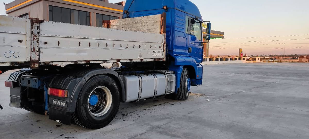 سلام عليكم
مان 2004 گير عادي هاڤ ريتايدر ثلاجة بويلر سبلت تخم تايرات لوك سنوية بسمي مربوطة فلت مزوج 3 دناگير  47 طن سيارة خير من الله تراي لل بصرة ما بيعة نقص .بدون افلت ابيع بس الراس مكان كلار *********** سعر تفاصيل
