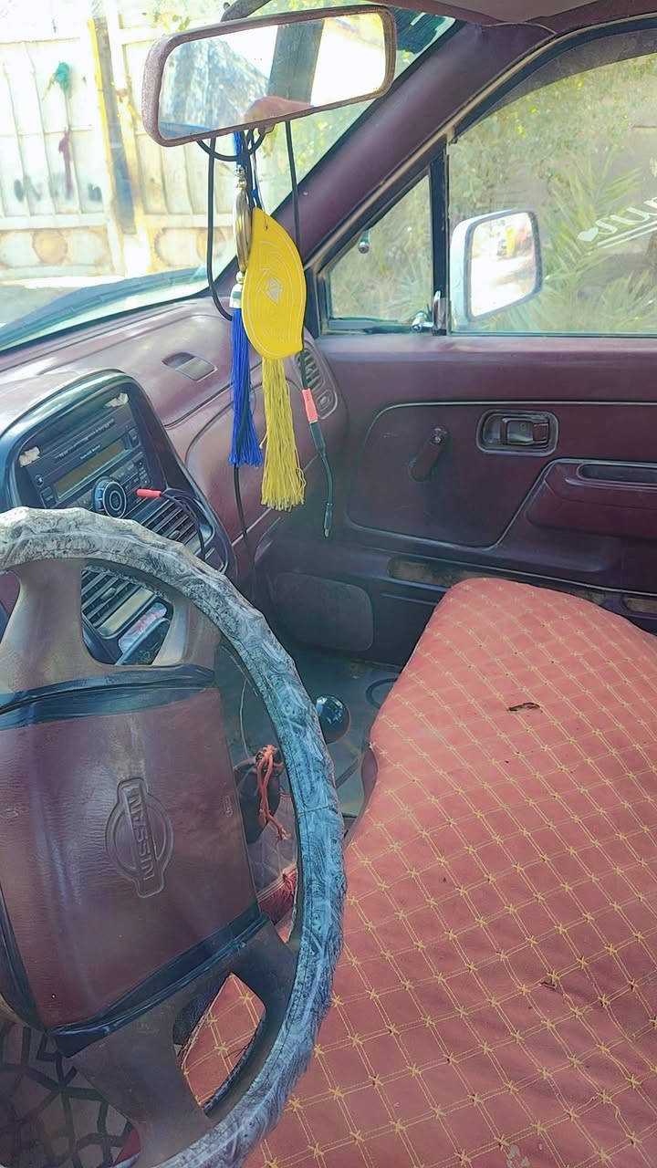 سلام عليكم سياره للبيع مكان ناصريه مركز موديل 2000 سعر خاص سياره مقفوله ***********
