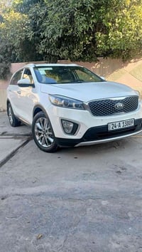 سورنتو 4سلندرمكفوله من دعاميه ل دعاميه اي ضربه مابيه  السعر 200 اي ستف...