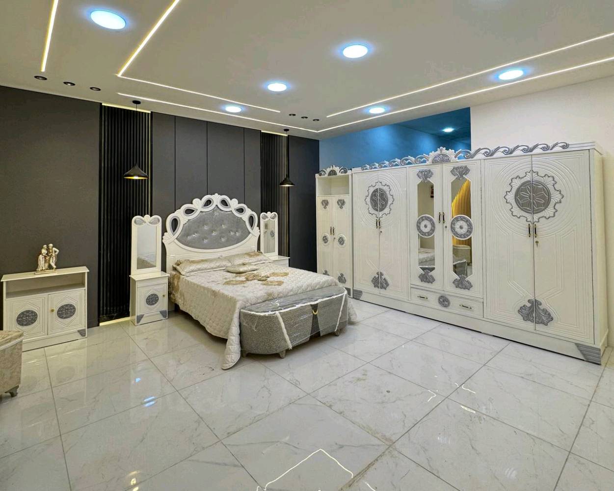 السعر // مليون و100

🔅تفاصيل الغرفة المرمري  ....

 خارج ٤ملم ام دي اف 🔺
وداخل صاج ٣ملم 
صبغ حراري  درجة اولى 


عدد القطع  ٧ قطع 😍
🔺1 //جرباية  قياس  ١٦٠ × ٢٠٠ 
🔺//ميز جانبي ايسر قياس ٥٠
🔺2// وميز  جانبي  قياس ٥٠
🔺3// زاوية ارتفاع مترين عرض ٨٠
🔺4// وميز بلازمه  
🔺5//وميز مراية ارتفاع مترين عرض ١٢٠
🔺6// وكنتور ٦ باب  ارتفاع مترين و١٥ طول ٣ متر و١٥

القطعه الثامنة حسب الطلب شازلون
سعرها ٥٠ الف ❤️

(توصيل مجاني مركز بغداد )
التوصيل يشمل الشد مجاني 🔥
(اطراف ٥٠)
باقي المحافضات حسب البعد
توصيل الجميع محافظات العراق 

الاحجز والاستفسار راسلو الصفحه