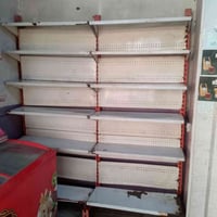 رف ارضي قياس 210 سم نضيف مابي خياس بس اول رف شويه والباقي نضيف رايد ب ...