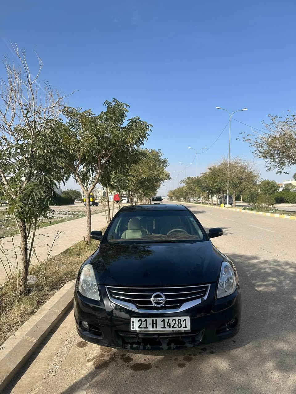 نيسان التيما موديل ٢٠١٢ ره نكي ره ش خليجي هيج بوياخي نيه ده ره جه يه كه فول مواسه فات سلايد به صمه تايه و گيري ومه كينه ي لوكه نه كراوه ته وه ٢٠٠ هه زاري حه قيقي رويشتوه. كه ميكي كالبونه وه ي هه يه  توخوا مشته ري نيت سه رمان مه يه شينه كشتيم رون كرودوه 
نرخي ١١٣ وه ره قه و مجاليشي تيايه
*********** كالار, السليمانية
