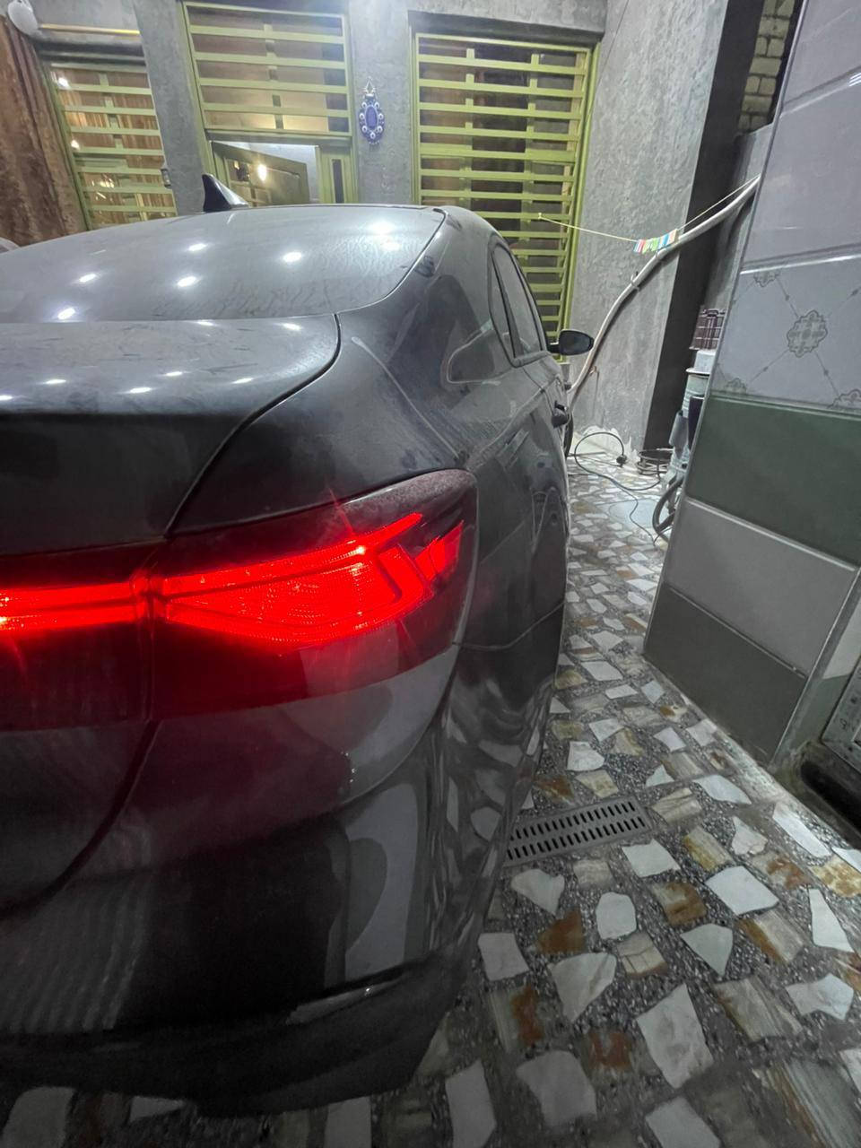 سلام عليكم فورتي دخول جديد صار يومين من طبت يوم مديل2024ماشيه 16الف سياره جديده معنه الكلمه مكان بغداد سياره ابيحه عل ضربته رقم الهاتف ***********
