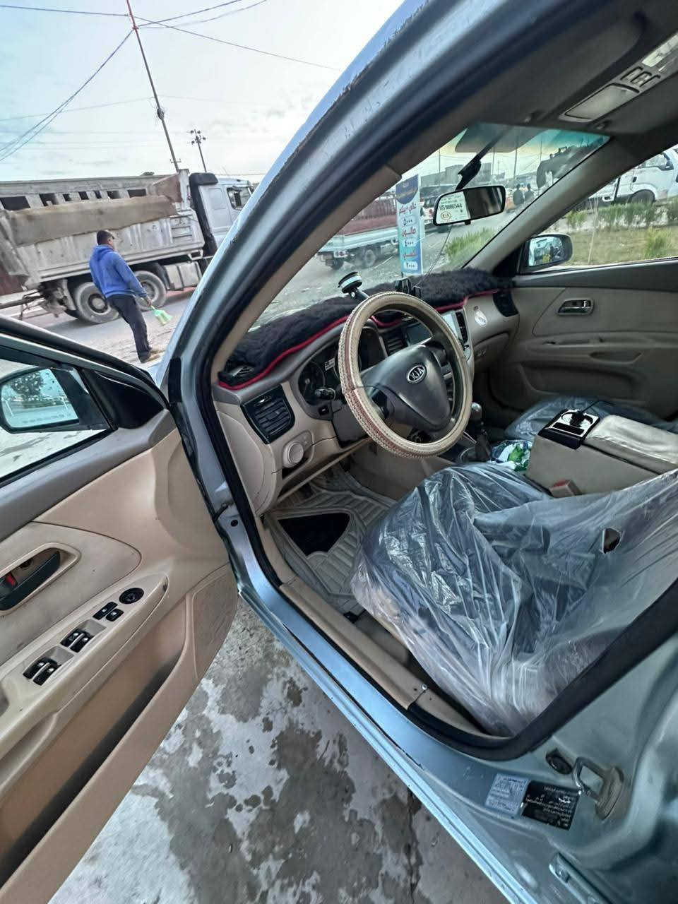 السلام عليكم
كيا ريو 🚕 
وارد خليجي 💯 
موديل 2007✋
رقم دياله👋
شاشه 🖥️
كامره 📸 
جامات⬆️⬇️ كهرب 

 غرامة  صفر🚦 
محرك 14 خيط بخار 👋 
كير  عادي👋 

📢 ظررها باب جاملغ جهت السايق
  وكدام العين 👀 
بيع  داخل الموصل فقط قصد فقط قصد  🛑
#العنوان #الموصل #موصل_الجديده قرب دورة الرساله  

🛑بلتلفون قفل ماكو تعال ودفع سعر اليعجبك 🛑
***********
***********
