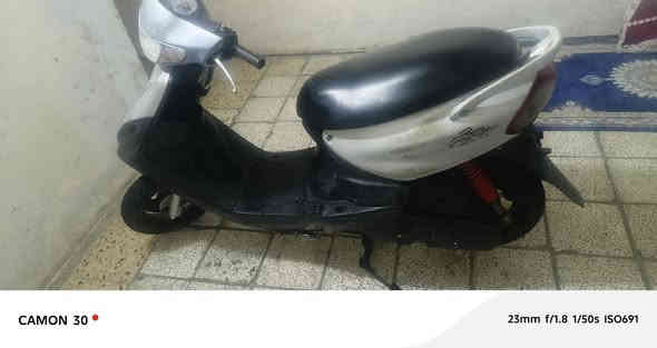 دراجة للبيع ماكس قجمة بدايت رنك قفلهة 250 هاذا رقمي ***********
