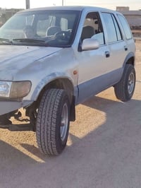 كيا سبورتاج • ٢٠٠٠ • تحويل مباشر