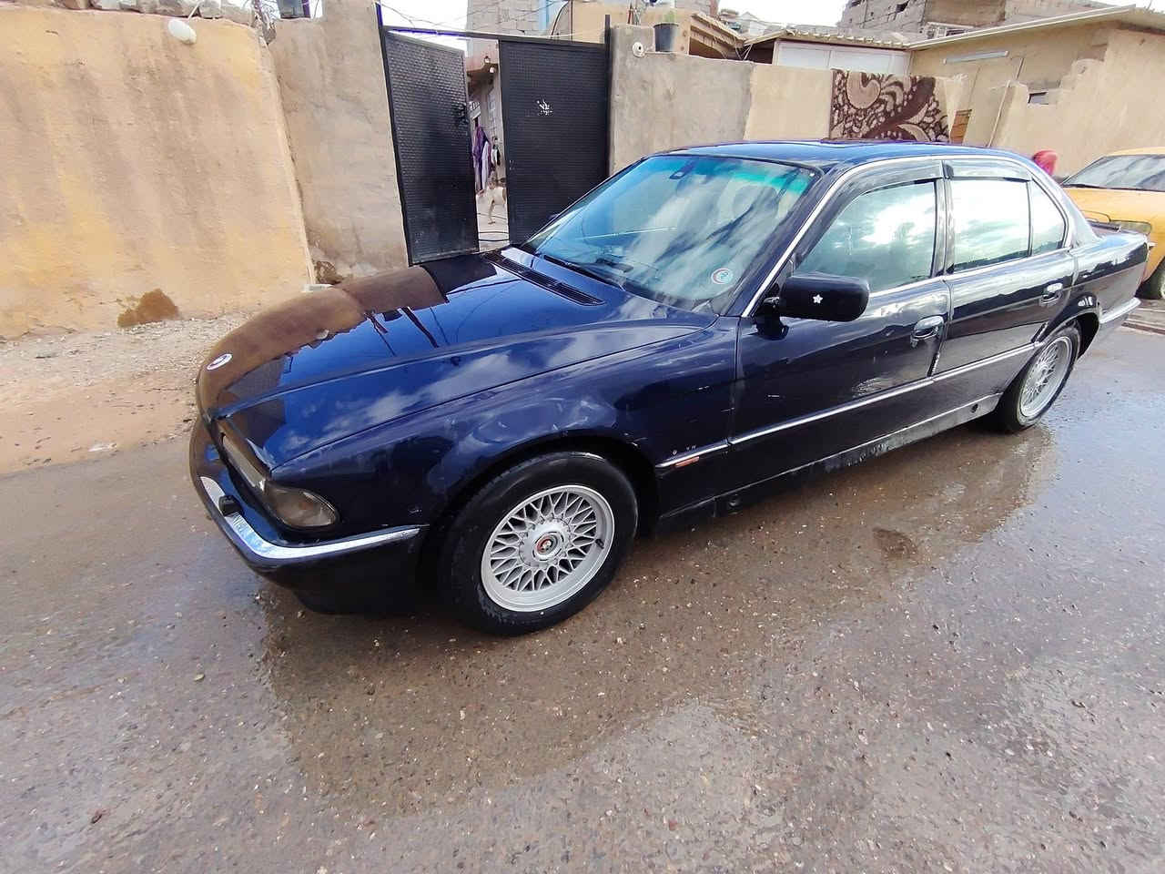 744     1997 بلاديه بدون صبغ او حادث كير ومحرك شرط صدر جديد وتخم تاير جديد منظومه زنون سياره مكفوله سنويه جديده باسمي.. السعر 75... ***********
***********..مكان سياره جديده الشط قريب على بوابه بغداد ديالى
