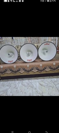سماعات بوقي مونتربو جدد عدد 3 للبيع للتواصل 07700257903