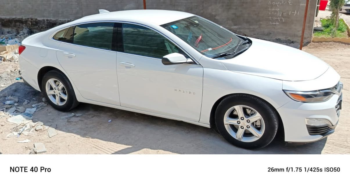 انا مكلف بالنشر السلام عليكم سيارة ماليبو موديل ٢٠٢٣ ضررها خفيف جدا جاملغ وقليل من البنيد ومرجعيها ع البارد بدون قطرة صبغ ماشيه 47 الف وقابل للزياده
مواصفاتها 
فول مواصفات عدا الفتحه 
كامرة خلفيه دواره 
بصمة تشغيل 
تبريد قطعتين 
كشنات كهربائيه تدفئه
اشاير بالمري 
شاشة لمس 
لون ابيض مميز 
محرك 1500 تيربو 
وبعد بيها مواصفات 
السعر145 وبيه مجال قليل 
المكان البصرة ابي الخصيب البهادريه 
رقم التلفون *********** 
             ***********
انا مكلف بالنشر للاستفسار الاتصال على الرقم
غير متواجد علنت؟؟
