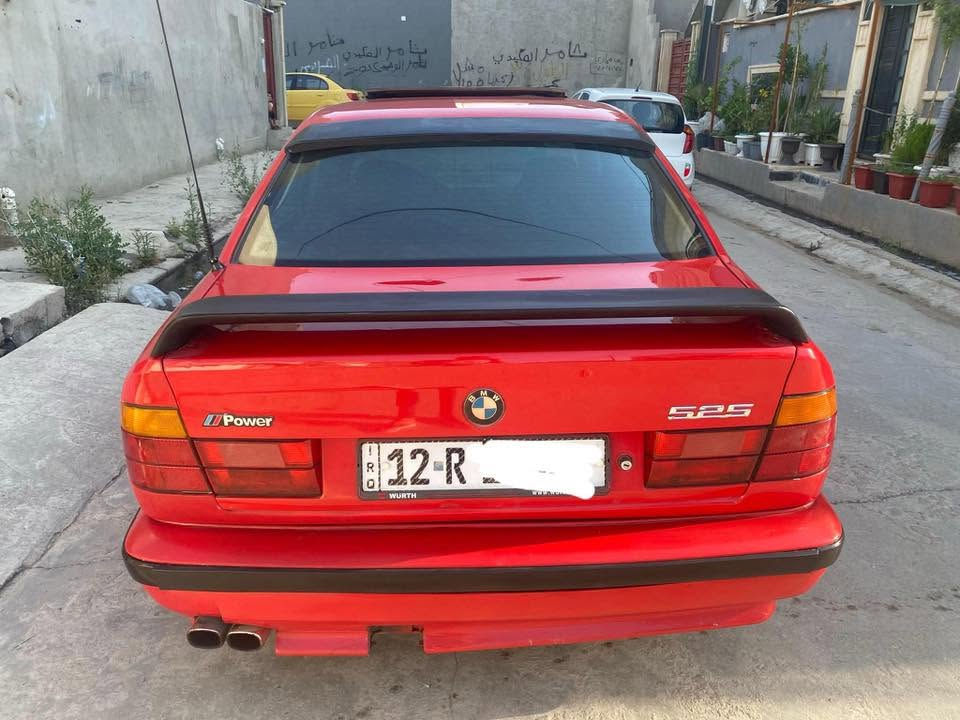 سلام عليكم BMWللبيع 525 كبس دجتل كير عادي مديل 91محدث94بدون صبغ فقط بوند وجاملغ جارد السعر55بي مجال اثر دخان بدايه التشغيل 
***********
