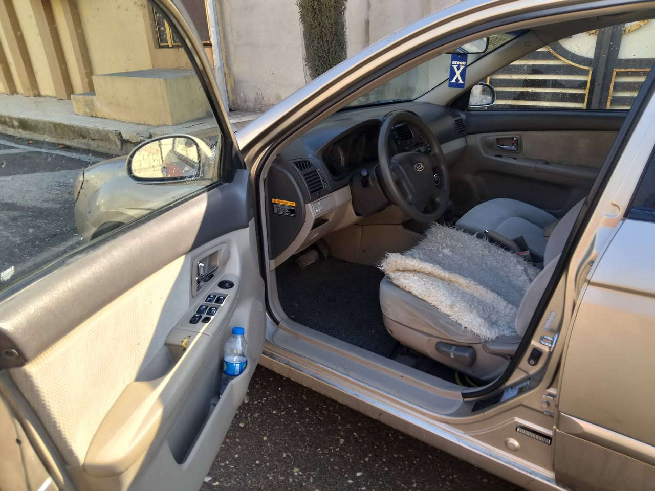 كيا سبكترا للبيع 2007 صبغ حزام ضرر جاملغ من امريكا بدون دواخل تبريد تدفئة فول المحرك بي نفخ الكير شرط سنوية 28 شرط التحويل كشرها نضيف السيارة بلادية احلة من الصور السعر 80 للستفسار *********** بي واتساب
