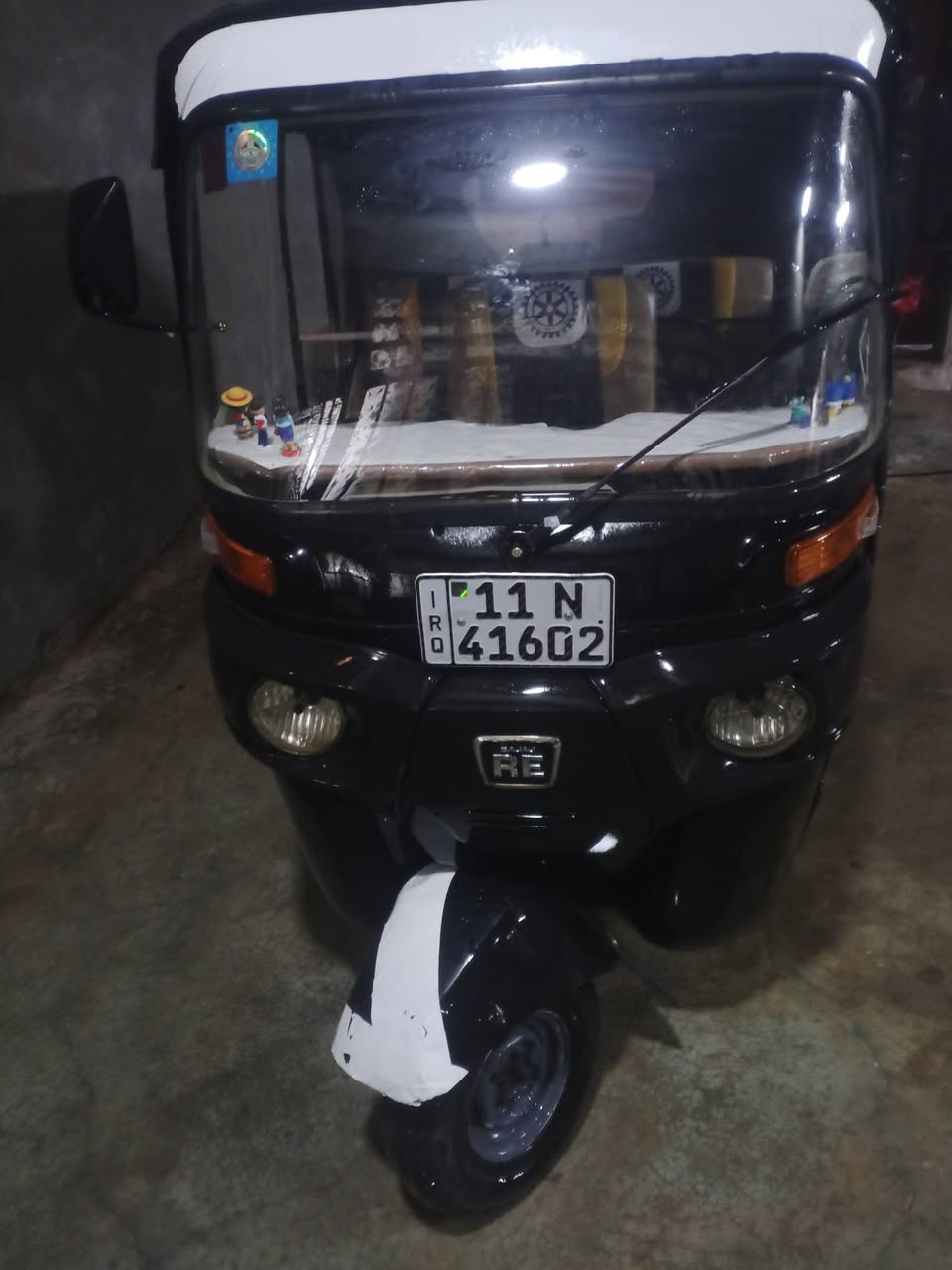 السلام عليكم تكتك للبيع مرقم بغداد النهروان السعر،8وبيها مجال ***********
