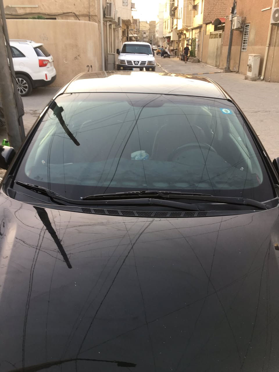 السلام عليكم
كيا فورتي موديل 2018  محرك 2000 دوش
حادث واضح بالصور تبديل قبق جنطه وتصليح الجاملغ فقط باقي السياره ليبل واحد بدون ايرباك 
بجم كبس شركه /بيها صبغ قطعتين اثر شخط 
عندي الصور قبل الصبغ / شاشه كبيره بلاديه 
تحكمات ستيرن جهتين /ثلاث انظمه قياده
ايكو /نورمال / سبورت / تبريد ثلج
محرك گير مكفولات
رقم انكليزي هزه جديده بسمي السياره
بغداد الاعظميه رقم ***********
سعر 119 بيها مجال
