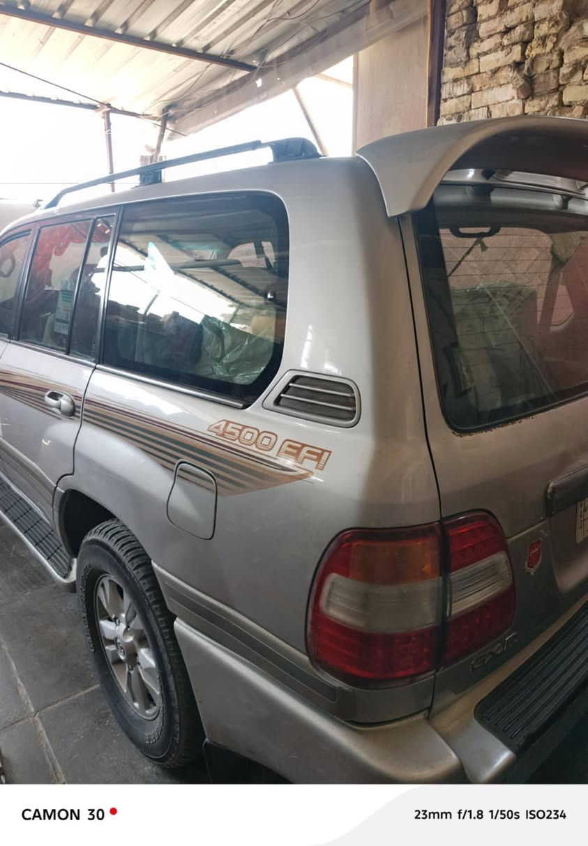 سلام عليكم لاند كروز 2002محدثه 2007سياره رقم بصره مشروع وطني السياره بأسم صاحب السياره موقع السياره ابغداد السعر 140ورقه وبيها مجال بسيط للاستفسار اتصل على الرقم***********ملاحظه انه مكلف بالنشر وما عندي معلومات عن السياره رجائا للاستفسار اتصل بصاحب السياره
