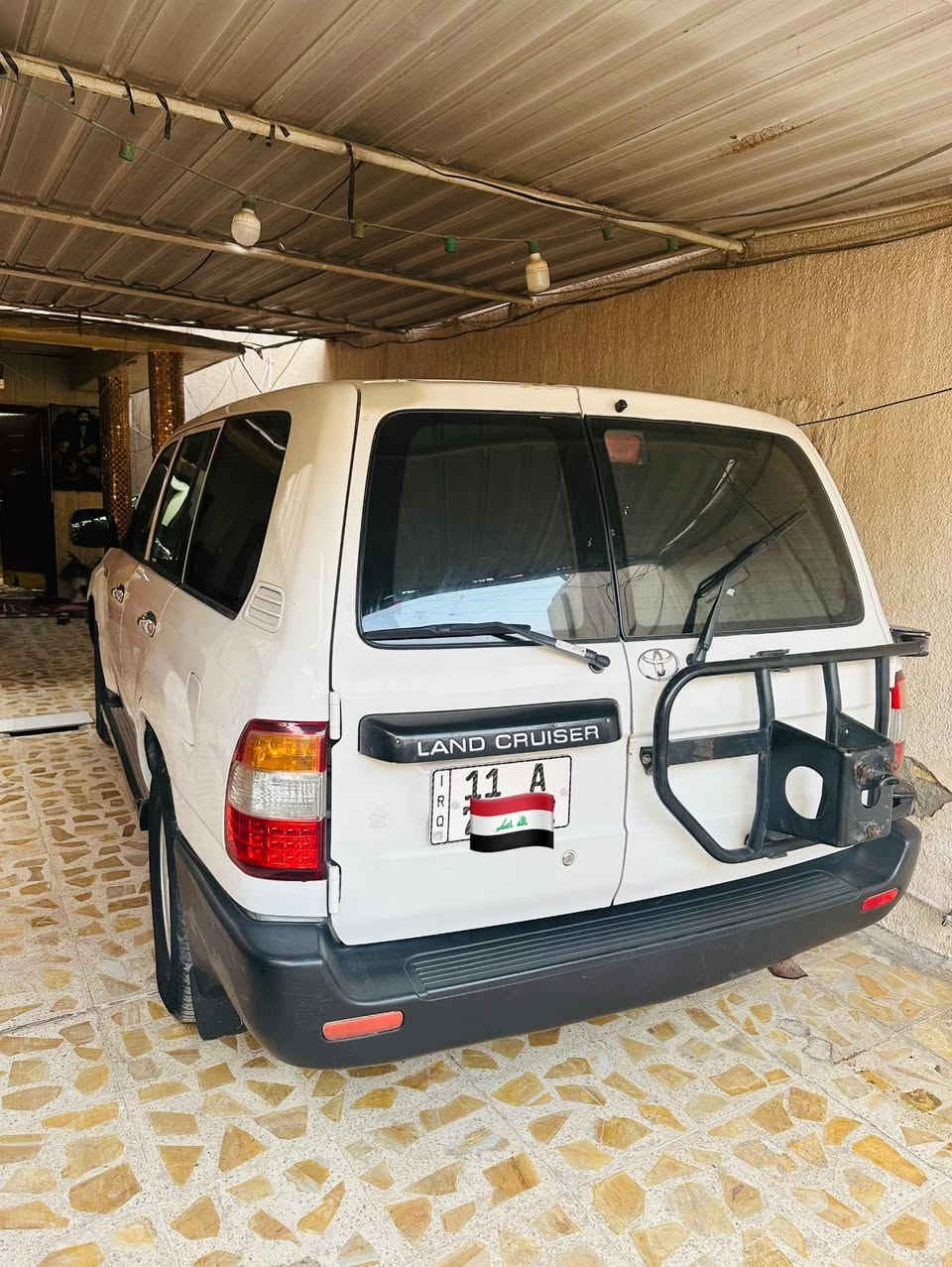 السلام عليكم للبيع لاندكروز تويوتا مونيكا 2005   بغداد بسمي رقم جديد
فقط صبغ حزام  

مكينه 6سلندر-4500

رقم الهاتف: ***********

العنوان: بغداد جميلة 

السعر:  130$ وبيها مجال بسيط
