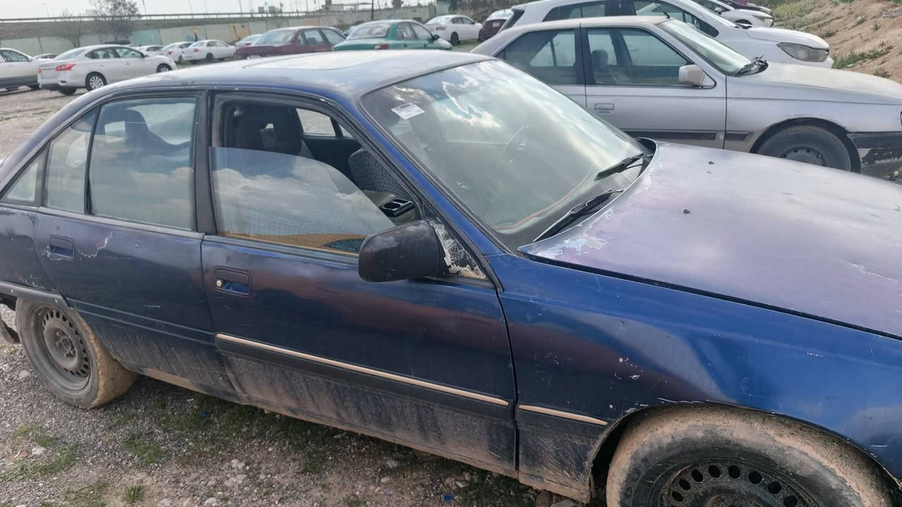 السلام عليكم اوميكا رقم ديالى موديل 92 سنوية عضم منتهية اريد مراوس فقط بجيب   ......... ***********
