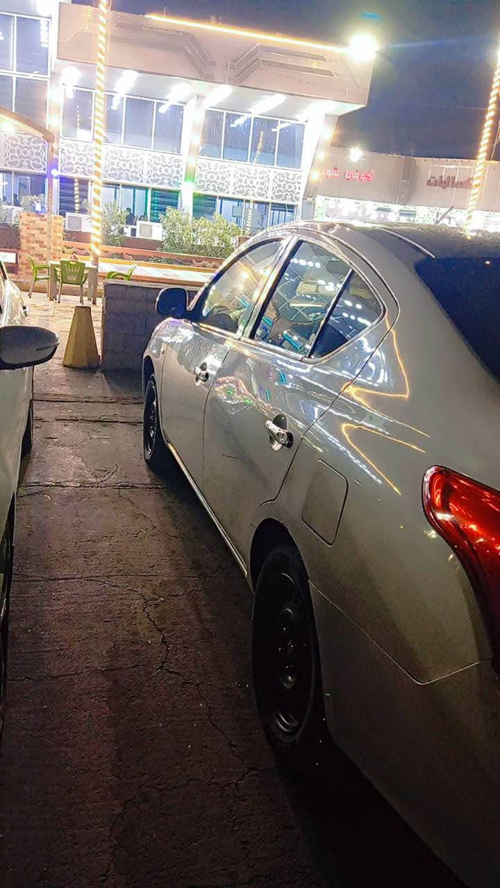 السلام عليكم 
نيسان سني ٢٠١٧ السياره مال اقصاد رقم وسنويه جاهزه
كير ومكينه وتبريد وحداديه وتخم تاي كامله ترايك لبغداد
ابيعلك كوم حديد . اكرر كوم حديد . بس السياره صار ٤ سنين عندي مابيها ولا اي مشكله ومشتريها أصوليه بس راعيها مايسد وماندله ابيع علا هاذ الوضع السعر ب٧٠ ومجال قليل للشراي *********** البصرة, العراق
