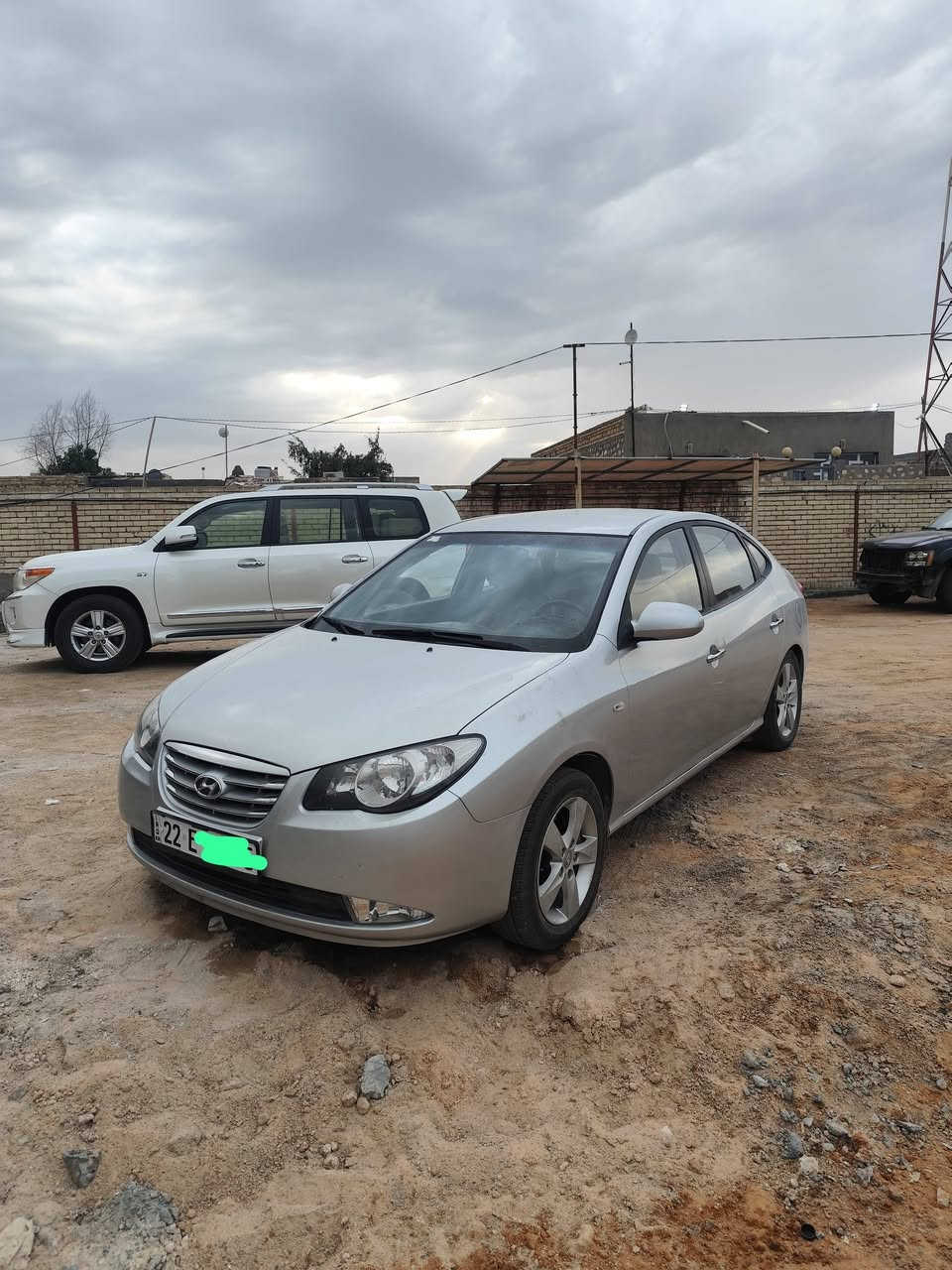 سلام عليكم النترا ادوات ادوات ادوات متوم اربيل جاهز شرط ادكها حاسبة  خليجي مديل 2011 كفاله من سرقة من انتربول من عشاير بيه كصه نص وشغلها درجة اولى عليها مكينه جديدة السيارة كشنات جلد حدادية جديدة تبريد شغال  سعر السيارة 45 وبيها مجال ***********
