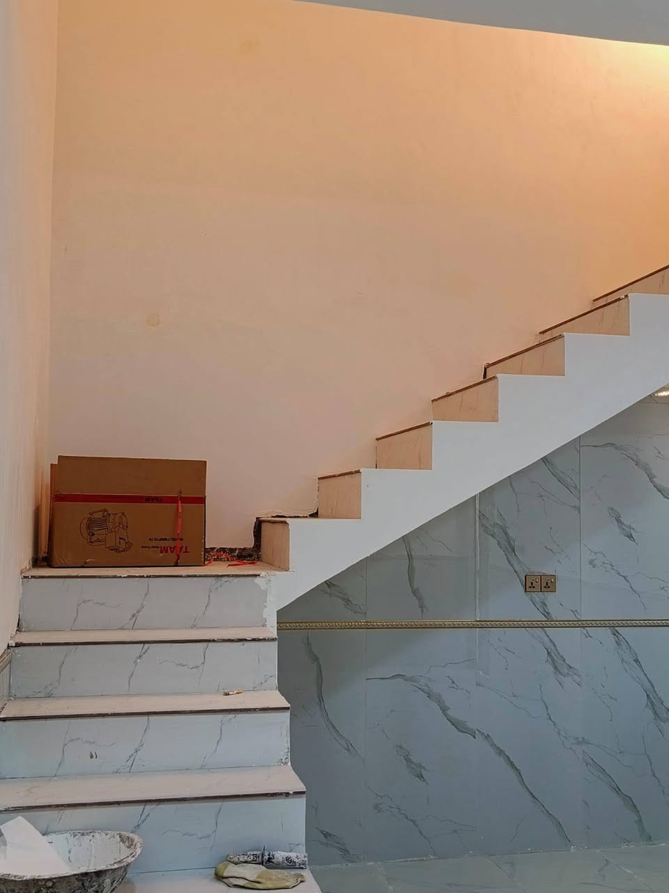 دار زراعي سديناويه قرب مجمع بشير المساحه 110م غرفه وصاله واستقبال ومطبخ وصحيات
طابوك صب كونكريت السعر(  53  )وبي مجال 
متوفر كافة الخدمات ماء وكهرباء ومجاري قريب كلش ع التبليط


**إذا كنت صاحب هذا الإعلان وتريد حذفه لأي سبب، رجاءا أرسل رسالة إلى الدعم الفني**