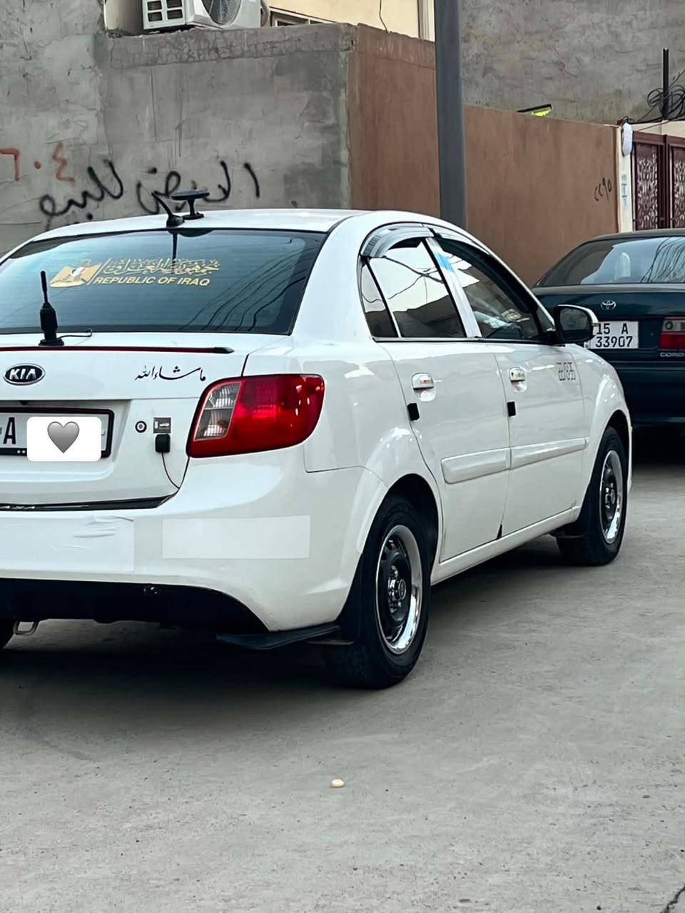 السلام عليكم 
كيا ريو موديل ٢٠١١
ضرر
فوك الايت شبر
وبارد بين البابين

سياره عليها منضومه زينون
مضخم صوت 
شاشه
ارضيه جلد

السعر ٩٥ 
***********
***********
