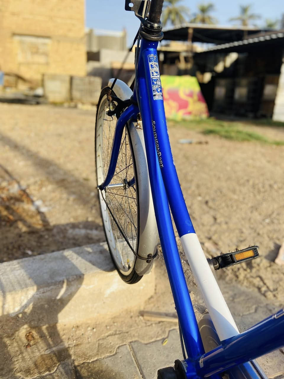 سلام عليكم باسكل البيع حجم 26 مال حاوي لون زرق 💙🚲مكاني ميسان قلعت صالح سعر 105 وبي مجال  حسب جيه ***********ستفسار عليه هاذ رقم بي واتساب
