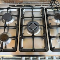 طباخ • للبيع