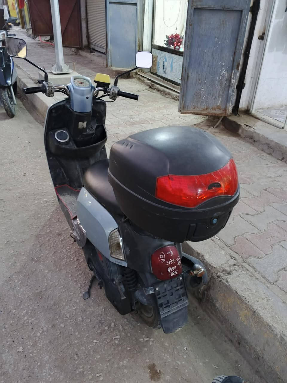 دراجه بوليسيه للبيع موديل 2008 كابريتر محرك مكفول غير مفتوح نظافه 95 بالميه السعر 650 وبي شويه مجال حگ الجيه للاستفسار الاتصال على الرقم 
***********
***********
المكان سدة الهنديه شارع الموبايلات
