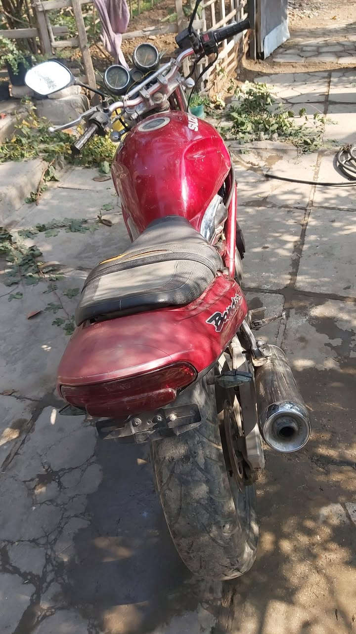 باندا كرستال للبيع او مراوس
السلام عليكم باندا بطح كرستال ٢٥٠ للبيع او مراوس الدراجة مابيهة غراض نقص عقل جديد كور نظيف رنكات جديدة مشكلتهة تسحبهة تشتغل اذا تظل دير سلف متشتغل بيهة اوراق مكاني بغداد الراشدية السعر ٤٠٠ وبيهة مجال بسيط ***********
