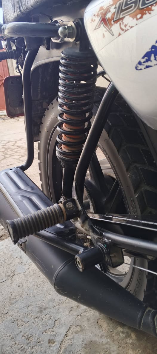 🛑للبيع .. للبيع .. للبيع🛑
1- بوكــسر 2023 دراجه اخت الجديد .
2- رقم بغداد انكليزي مشروع وطني تحويل ثاني يوم .
🚫ملاحظة الدراجه سنه كامله وهيه متروكه السبب 
جنت بسفر . 
3- ماشيه قليل الدراجه خير من الله تجي بعينك وتشوف المكينه خرسه وحلوه .
4- سبب البيع هم راح ارجع اسافر 😅 .
5- السعر 2250 وبيه مجال حك جيتك وبيكم خير وتدللون .
العنوان بغداد - البياع - الرساله الاولى 🌐
رقم الهاتف ***********☎️ 
خاص ما متواجد اتصل فقط.
