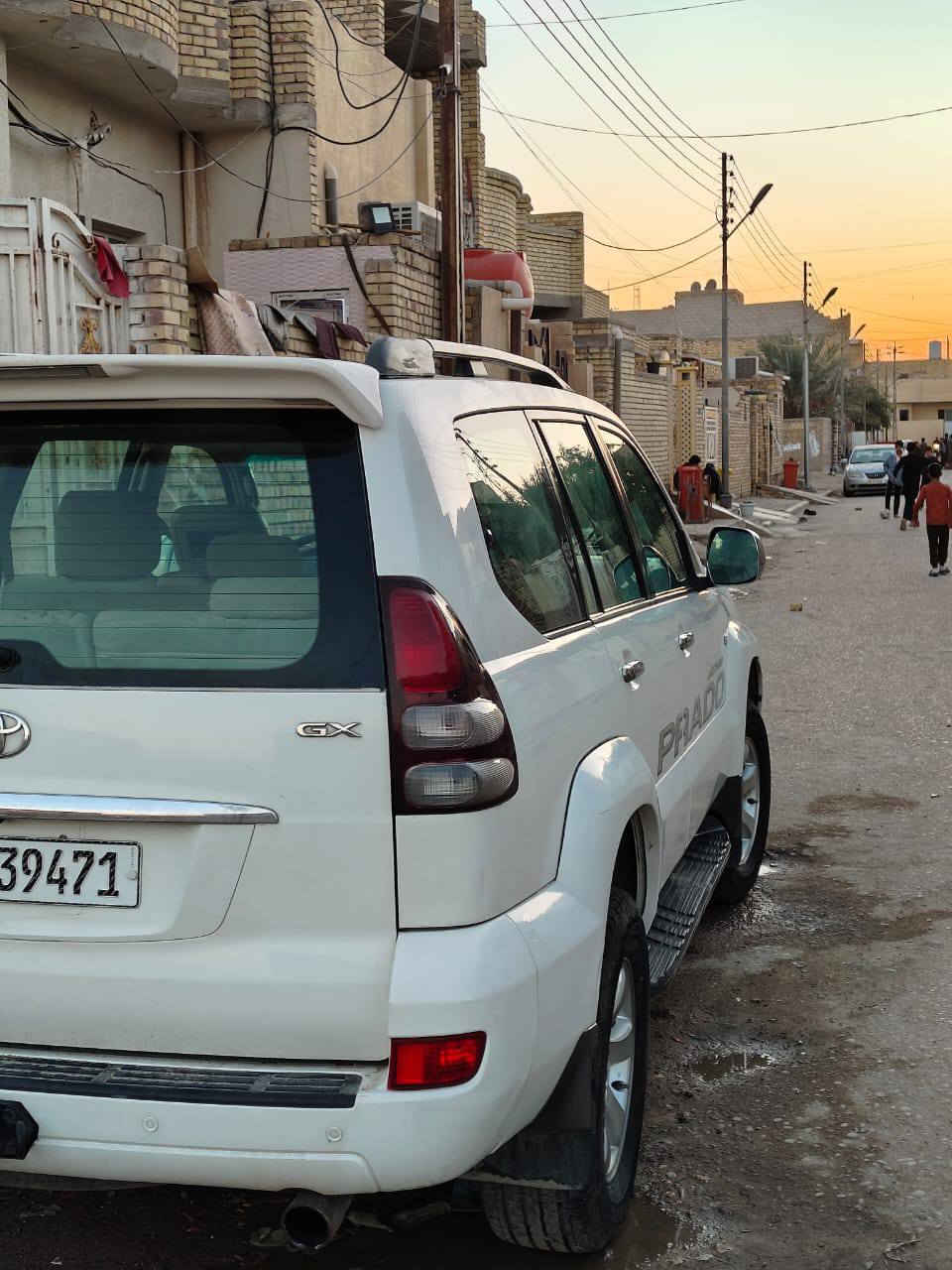 2009 كير محرك مكفولات تدفئة تبريد سياره مكفوله عدا طخه بلباب كد شبر تخم تاير شاده قبل سبوعين باسمي مشروع وطني محرك 4 سياره اقتصاديه نظيفه جدا مكان السياره محافظة ميسان *********** السعر 185
