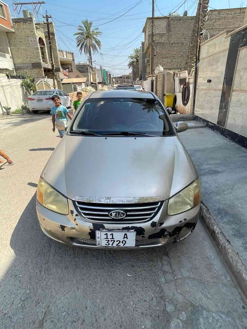 السلام عليكم سبكترا موديل ٢٠٠٩ رقم بغداد ٤ ارقام انكليزي سنويه جديده مصبوغه عام بيه خيط تبخير سياره حلوه وكاعده مكانه بغداد الدوره السعر ٦٠ بيه مجال بسيط ***********
