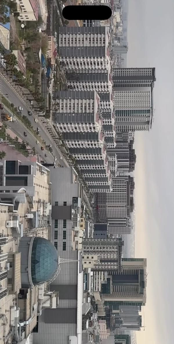 شقة في كافالي للبيع السريع
ڤيو رائع من الطابق 17
المقابل لكولان مول وبارك ڤيو 
مساحتها 172 متر

السعر الكلي 
189,000$

 3 غرف نوم حقيقية

صاحب الشقة مسوي تغيير طلع الحمام برة الغرفة وصارت الغرفة الكبيرة البانوراما هي الماستربيدروم 

الاثاث اللي بالشقة هدية للزبون

زينب العزاوي
***********
