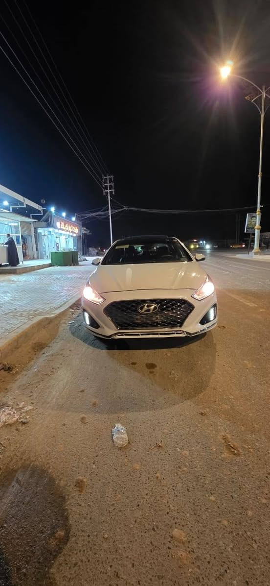 سوناتا 2018 فول  مواصفات رادار جانبي كشنات جلد 
شاشه حجم كبير شفتات سرعه كروز مثبت سرعه صور الحادث موجوده 
ماشيه 84 الف  بيها بعض الملاحظات تكشير بسيط بنيد وجنطه مصبوغات شركه القماره مغلفه فابلون اسود بيه بدايت لاستيك ولف  تخم تاير جديد السعر المطلوب 130 قابل للتفاوض  اي استفسار ***********
