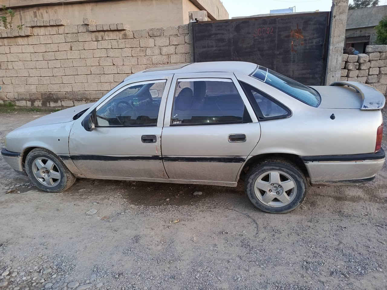 السلام عليكم فكترا 20 للبيع نضيفة وجاهزة گير محرك شرط صدر جديد كهربائيات كلها شغاله فحص نينوى سنوية خضره نافذة 2019 الشرعي بالموصل بيها قاصر واحد وماشين بالمعاملة كاملة الاوراق ..السيارة مشرحه يعني مگصوص /السعر 18 /الاستفسار
***********
