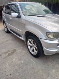 X5 • سيارة X5 • جيب X5 • بدون محرك • بدون فتيس • قطع غيار X5 • سيارة ل...