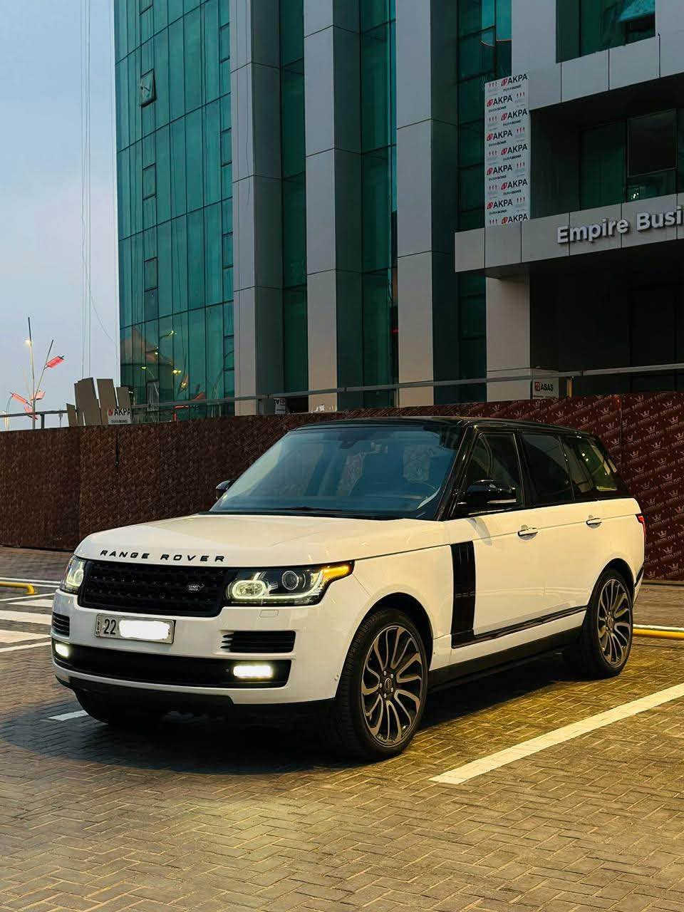 Range Rover vogue 2014
سفری شەریکەی سەردار  زەمانە و فول مواسەفاتە سەنەوی تازەیە بەناوخۆمە  دوو دەرگای بۆیاخە لەسەر شوخت بەشەرت بێ ناو گرتن  
***********
238 مجال السليمانية, العراق
