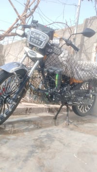 موطور للبيع السعر خاص او دك على هاذ رقم 07732968041