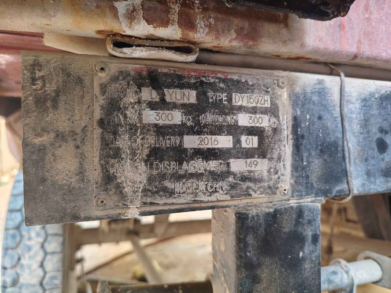 ستوته للبيع الشاصي ولبدي دايون
المحرك دبلات  تاير امامي امتيار  ستوته وكيله بغداد يعني نتكاتب ب مكتب فقط سعر 850
***********
