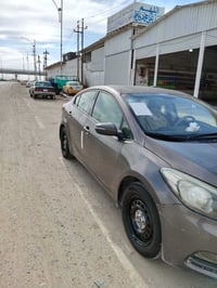 كيا فورتي • ٢٠١٤ • بدون دواخل