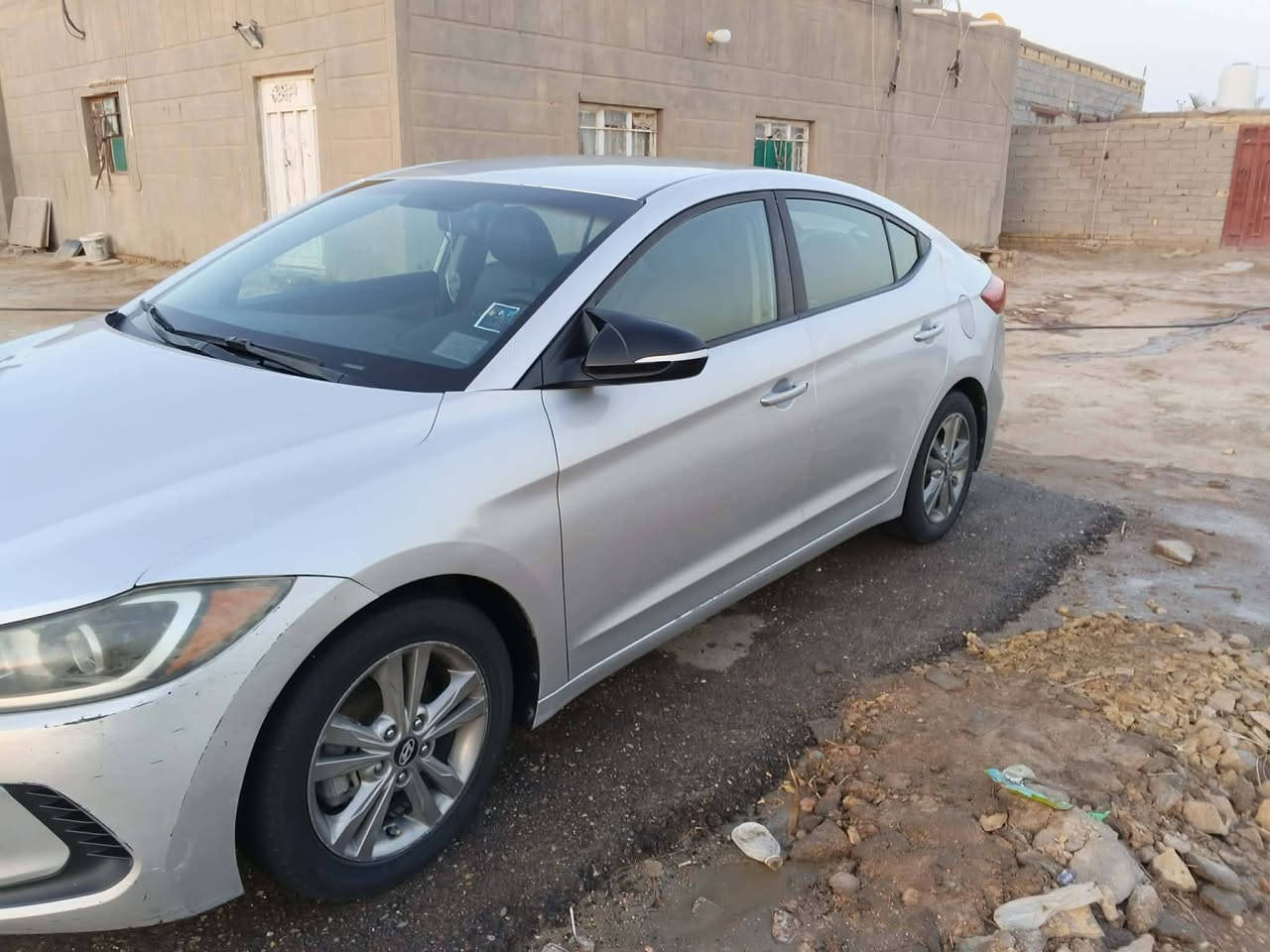 السلام عليكم مكلف بالنشر. النترا موديل 18 وارد امريكي سياره بيها تصليح وصبغ قبق الصندوق وتصليح البدنه الخلفيه سياره جاهزه من كل تحويل مباشر شيء.   تبريد ثلج  كينه2000 لا تنقيص ولا تبخير السياره احلى من الصوور  الحادث موجود  المكان الناصرية اتصل على رقم ***********
