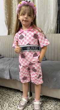 ملابس أطفال