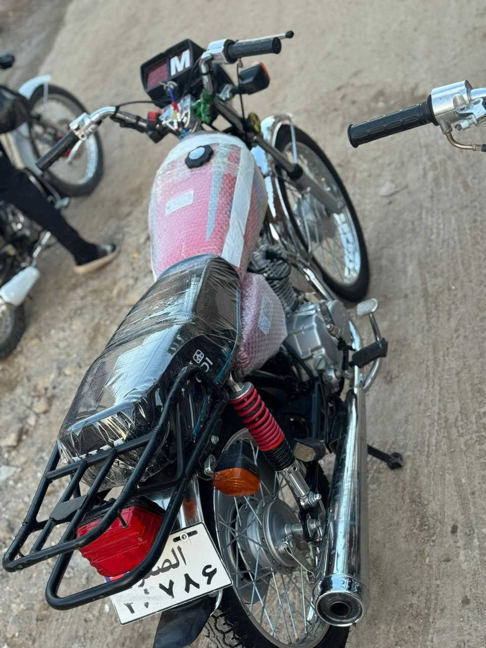 سلام عليكم نامه متياز البيع الدرجه كفاله عامه السعر ٦٢٥ وبيها مجال موديل ٢٥اوراق كامله او مروس حسب القناعه مكاني ديالى الخالص وهاذه رقمي ***********
